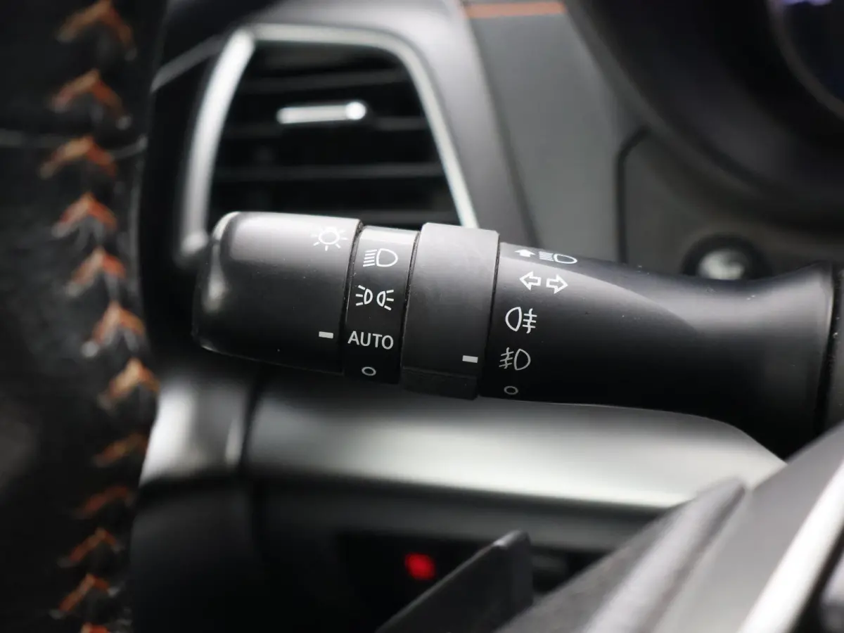 2.0i e-BOXER AUT. AWD LUXURY + TREKHAAK | CAMERA | ADAPTIVE CRUISE | CARPLAY | STOELVERWARMING