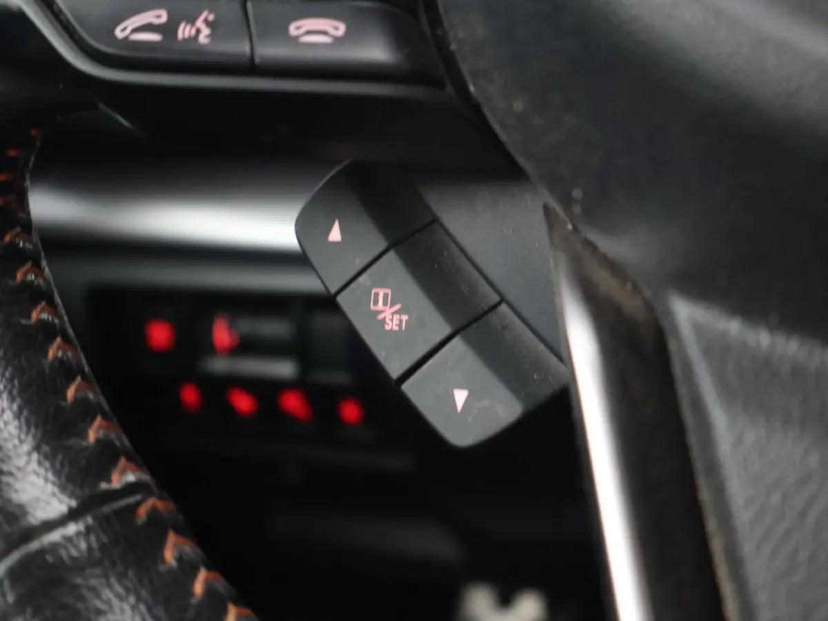 2.0i e-BOXER AUT. AWD LUXURY + TREKHAAK | CAMERA | ADAPTIVE CRUISE | CARPLAY | STOELVERWARMING