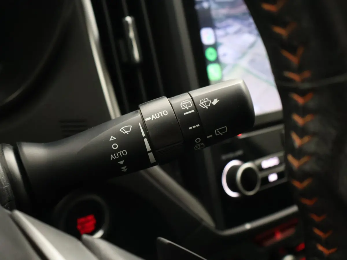2.0i e-BOXER AUT. AWD LUXURY + TREKHAAK | CAMERA | ADAPTIVE CRUISE | CARPLAY | STOELVERWARMING