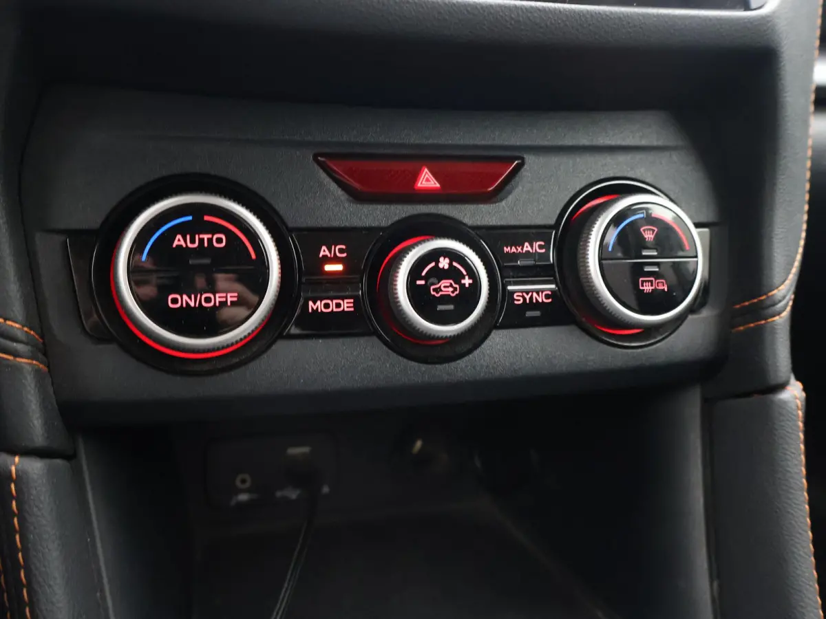 2.0i e-BOXER AUT. AWD LUXURY + TREKHAAK | CAMERA | ADAPTIVE CRUISE | CARPLAY | STOELVERWARMING