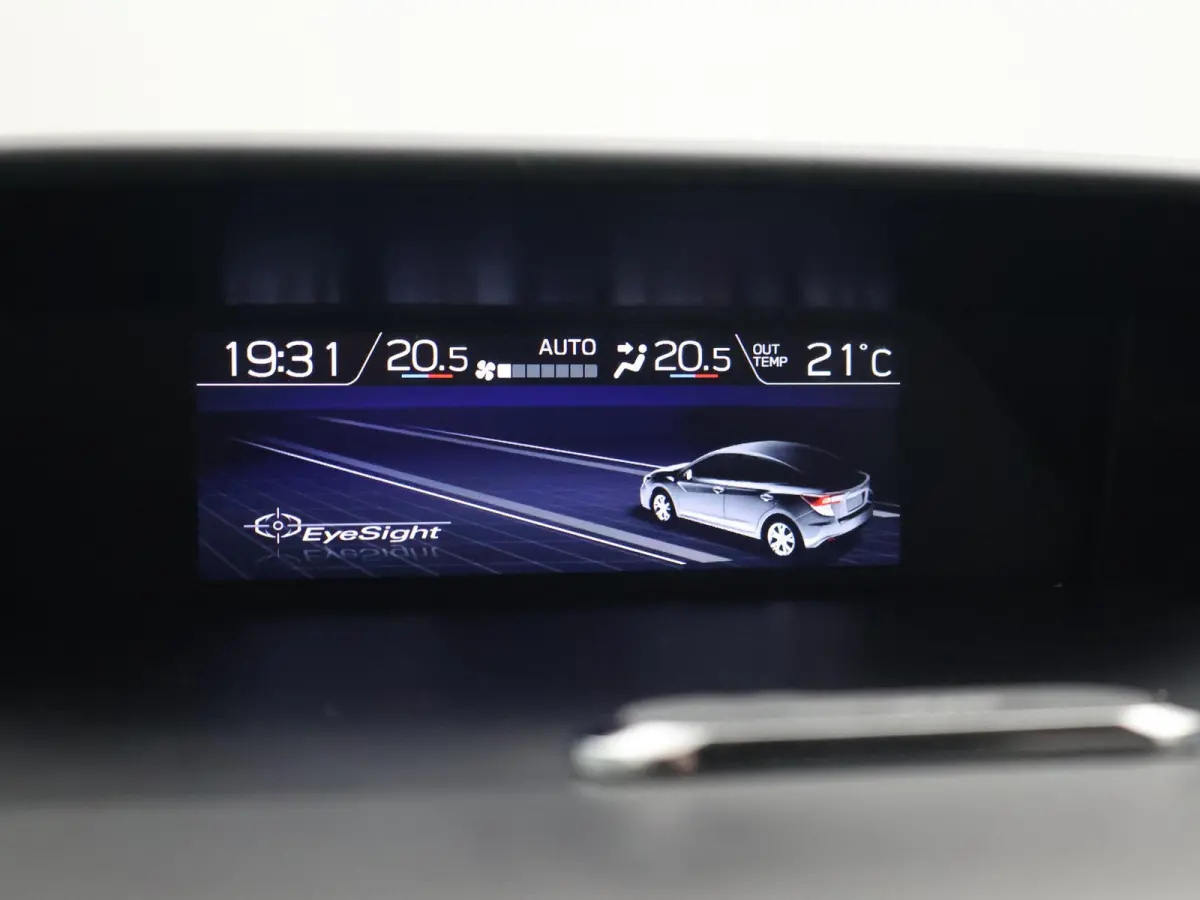 2.0i e-BOXER AUT. AWD LUXURY + TREKHAAK | CAMERA | ADAPTIVE CRUISE | CARPLAY | STOELVERWARMING