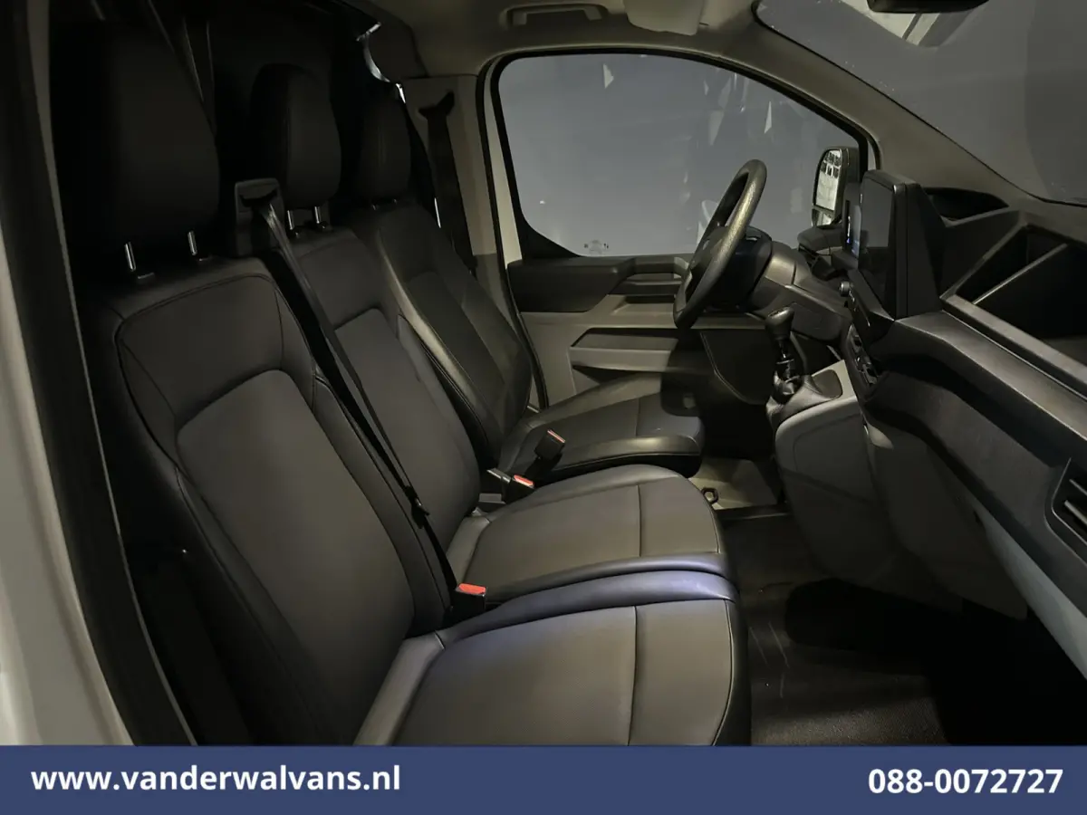 2.0 TDCI 136pk L2H1 Euro6 Airco | Camera | Apple Carplay | LED | Cruisecontrol Android Auto, Verwarmde voorruit, Parkeersensoren, Bijrijdersbank