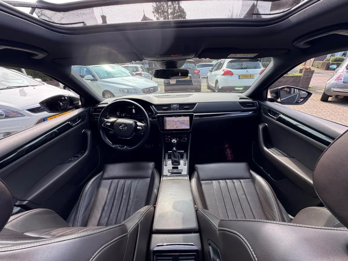 1.4 TSI iV Sportline Business 2021 Full!