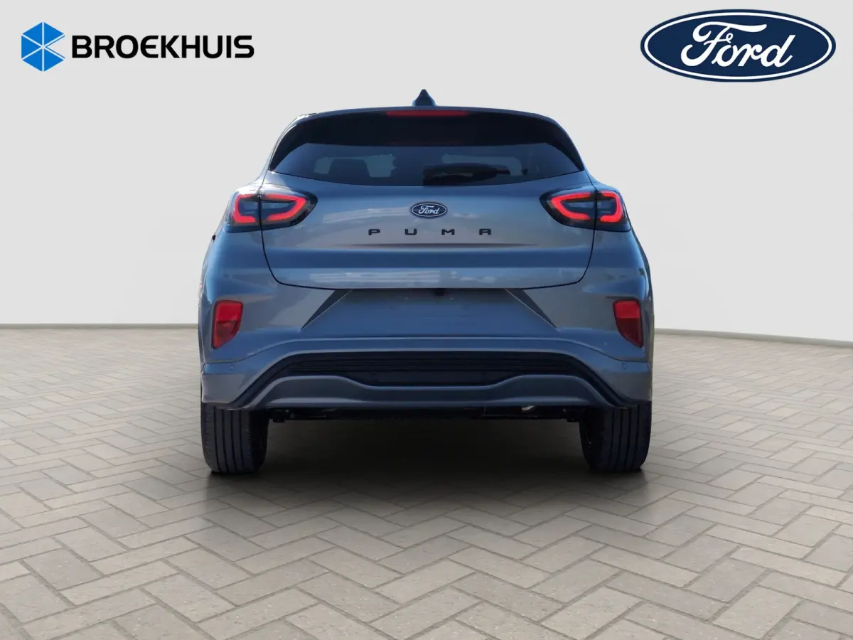 1.0 EcoBoost ST-Line | Achteruitrijcamera | All Weather banden | Buitenspiegels elektrisch verstel- en verwarmbaar