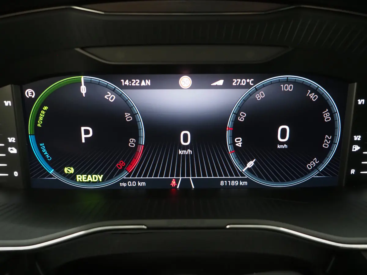 1.4 TSI iV Laurin & Klement | Leder | Trekhaak | Stoelventilatie | Massage | Canton | Keyless | Memory | Carplay