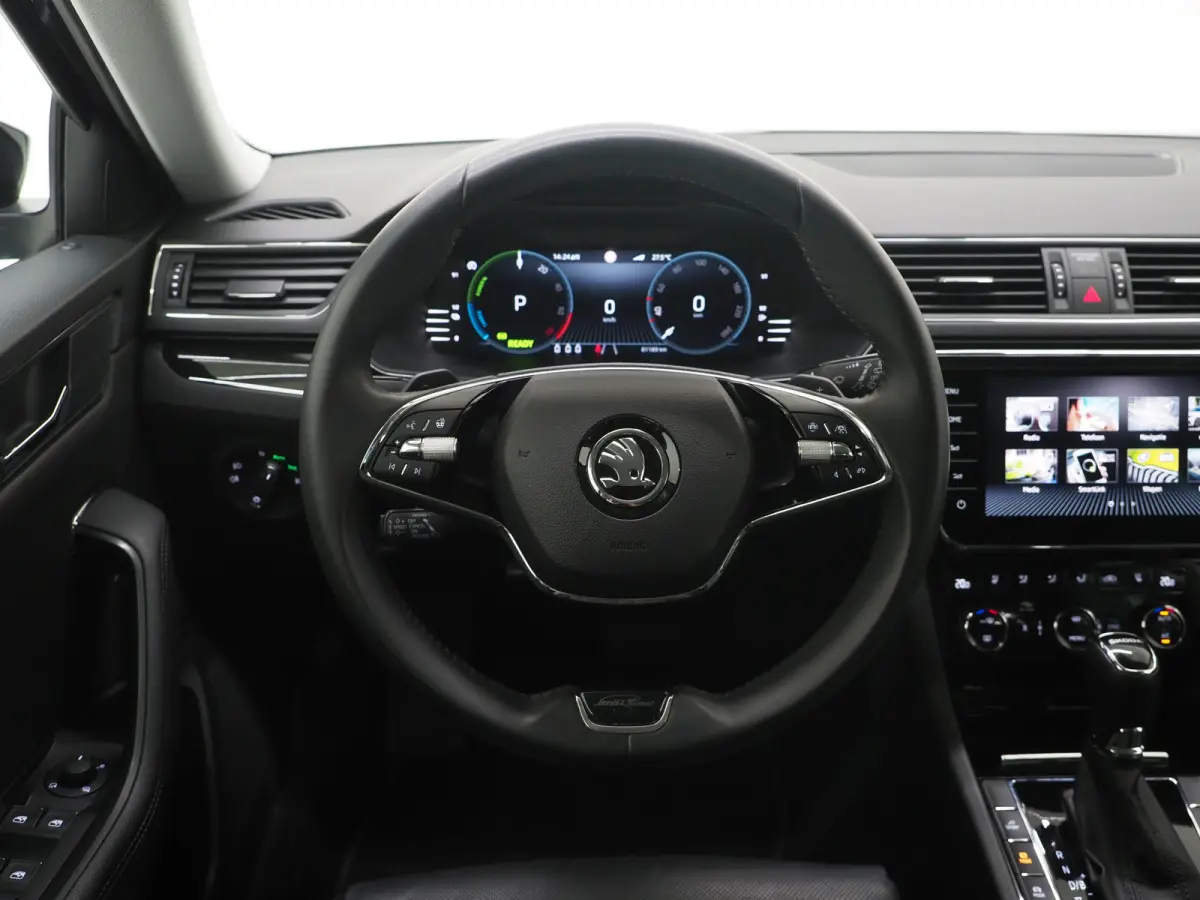 1.4 TSI iV Laurin & Klement | Leder | Trekhaak | Stoelventilatie | Massage | Canton | Keyless | Memory | Carplay