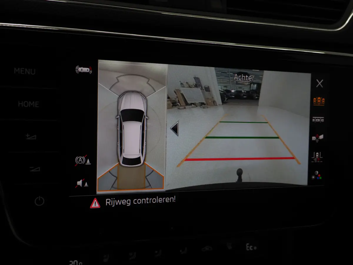 1.4 TSI iV Laurin & Klement | Leder | Trekhaak | Stoelventilatie | Massage | Canton | Keyless | Memory | Carplay