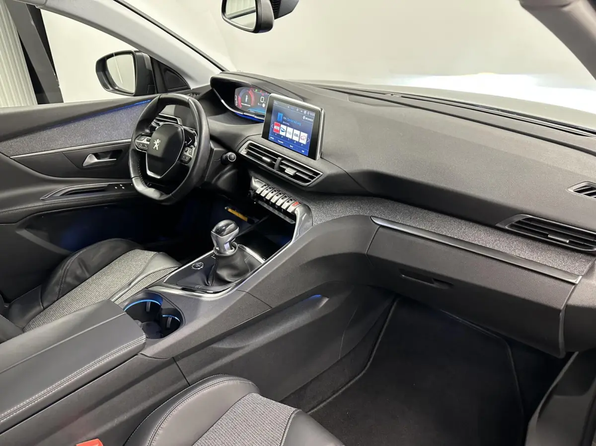 1.2 PureTech Blue Lease Premium CAMERA CARPLAY ECC CRUISE.