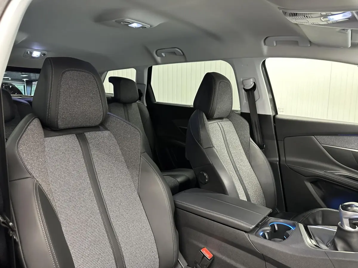 1.2 PureTech Blue Lease Premium CAMERA CARPLAY ECC CRUISE.