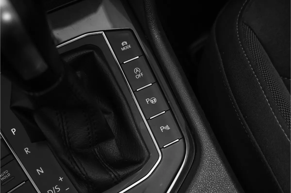 1.5 TSI DSG R-Line Pano ACC Camera CarPlay 20" Suzuka