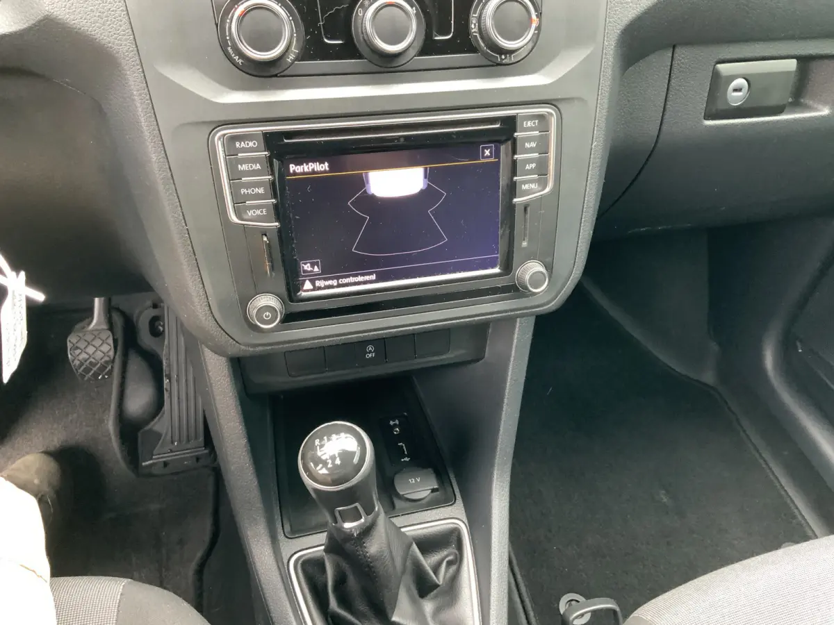 2.0 TDI L2H1 BMT Maxi Highline Airco Cruise Alu Velg Trekhaak 1400 kg Dakrailing Euro 6