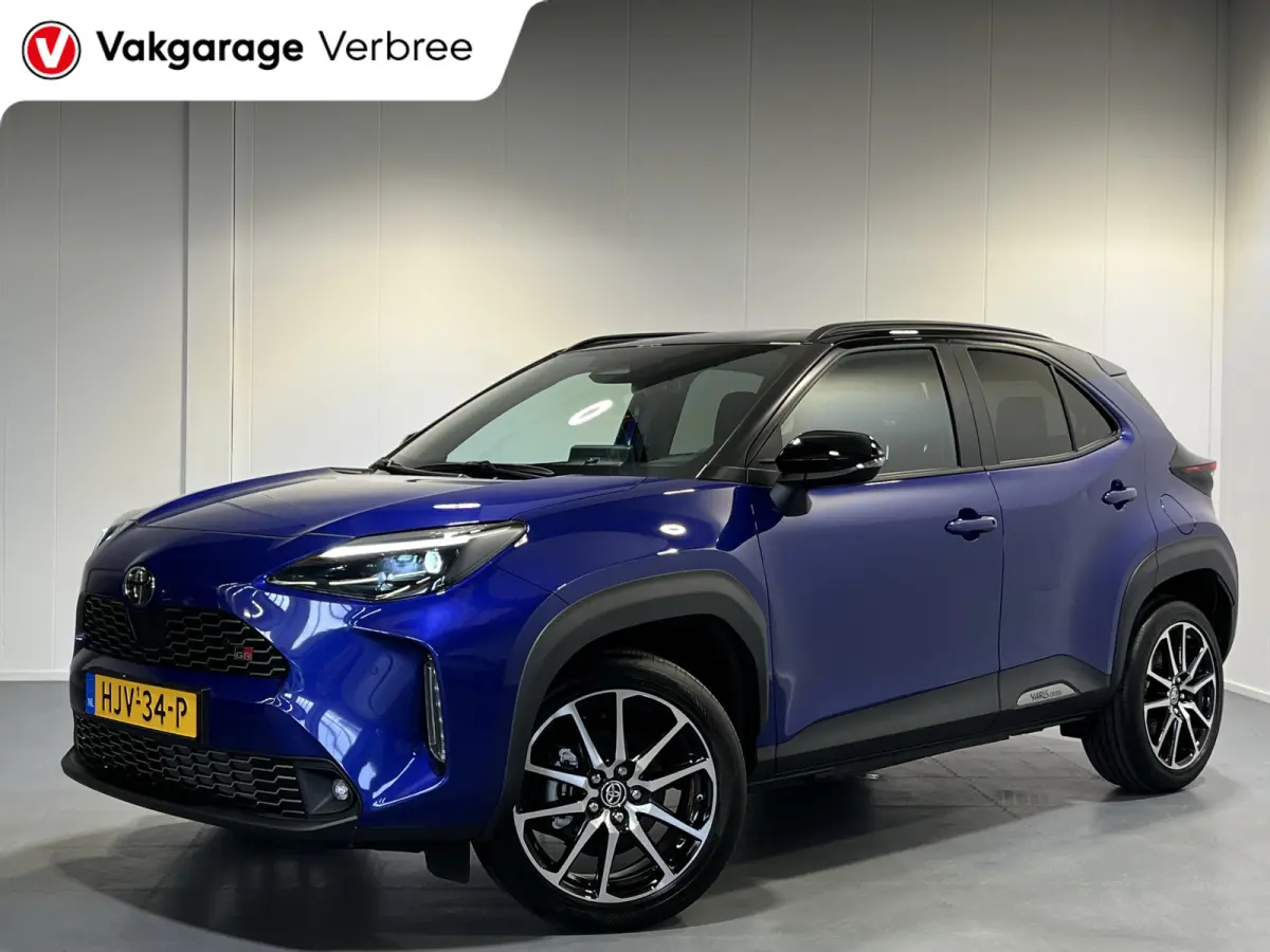1.5 Hybrid 130 GR SPORT | Android Auto/Apple Carplay | LMV 18" | Voorstoelen Verwarmd | Cruise Control Adaptief | PDC Voor en Achter | Airco |