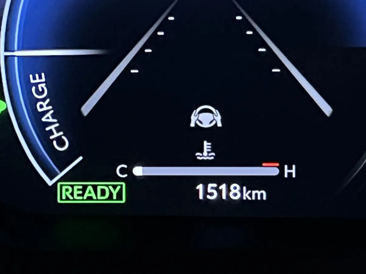 1.5 Hybrid 130 GR SPORT | Android Auto/Apple Carplay | LMV 18" | Voorstoelen Verwarmd | Cruise Control Adaptief | PDC Voor en Achter | Airco |