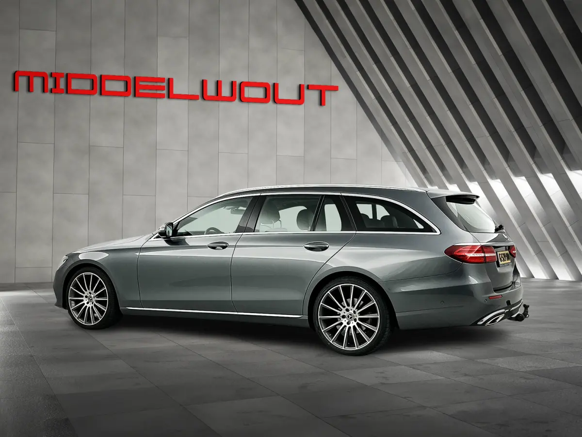 200 Premium+ Facelift Schuif/kanteldak/Trekhaak/AMG-20'LMV