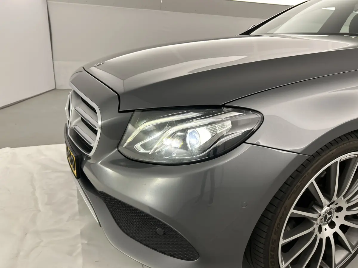 200 Premium+ Facelift Schuif/kanteldak/Trekhaak/AMG-20'LMV