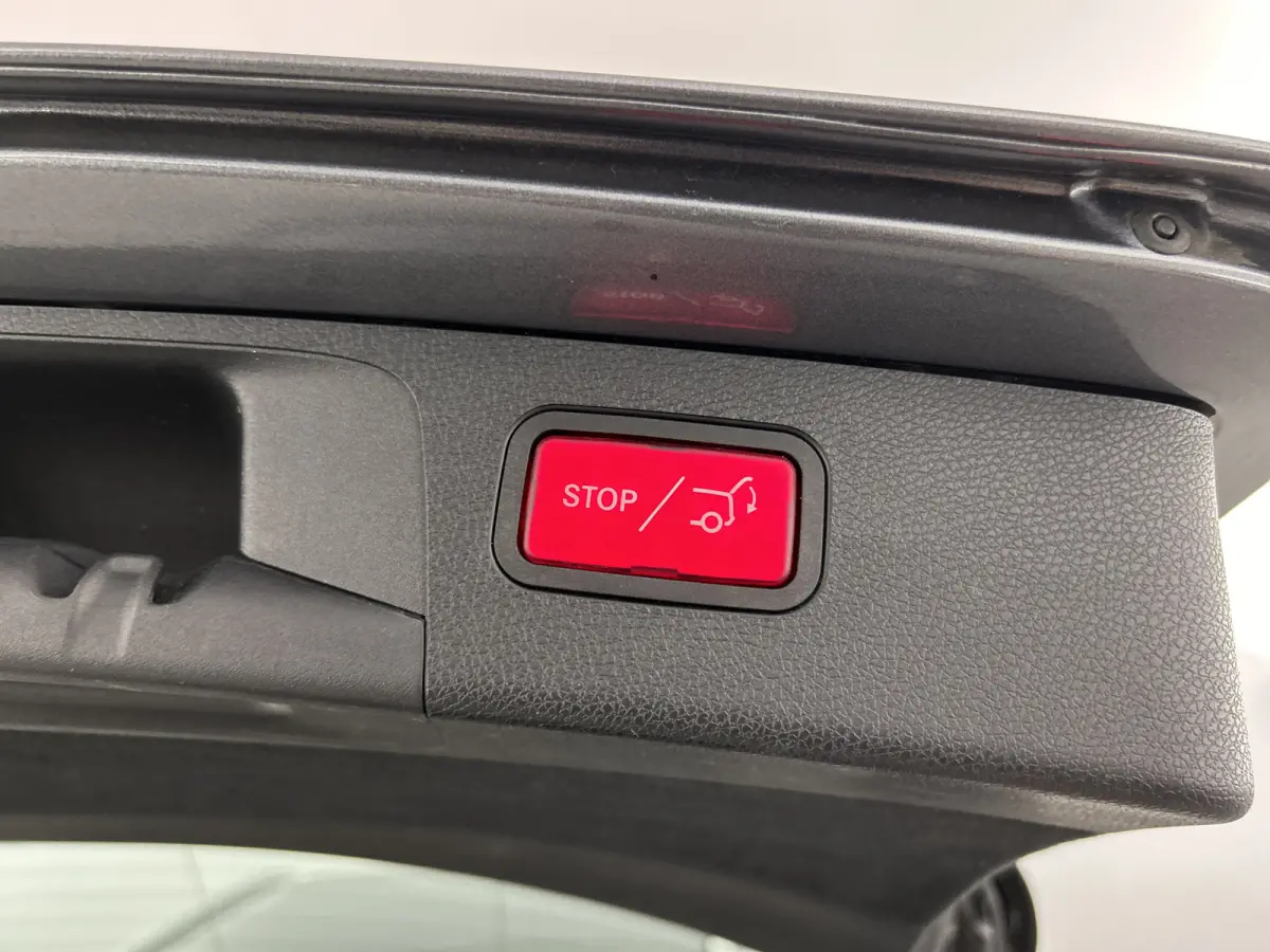 200 Premium+ Facelift Schuif/kanteldak/Trekhaak/AMG-20'LMV