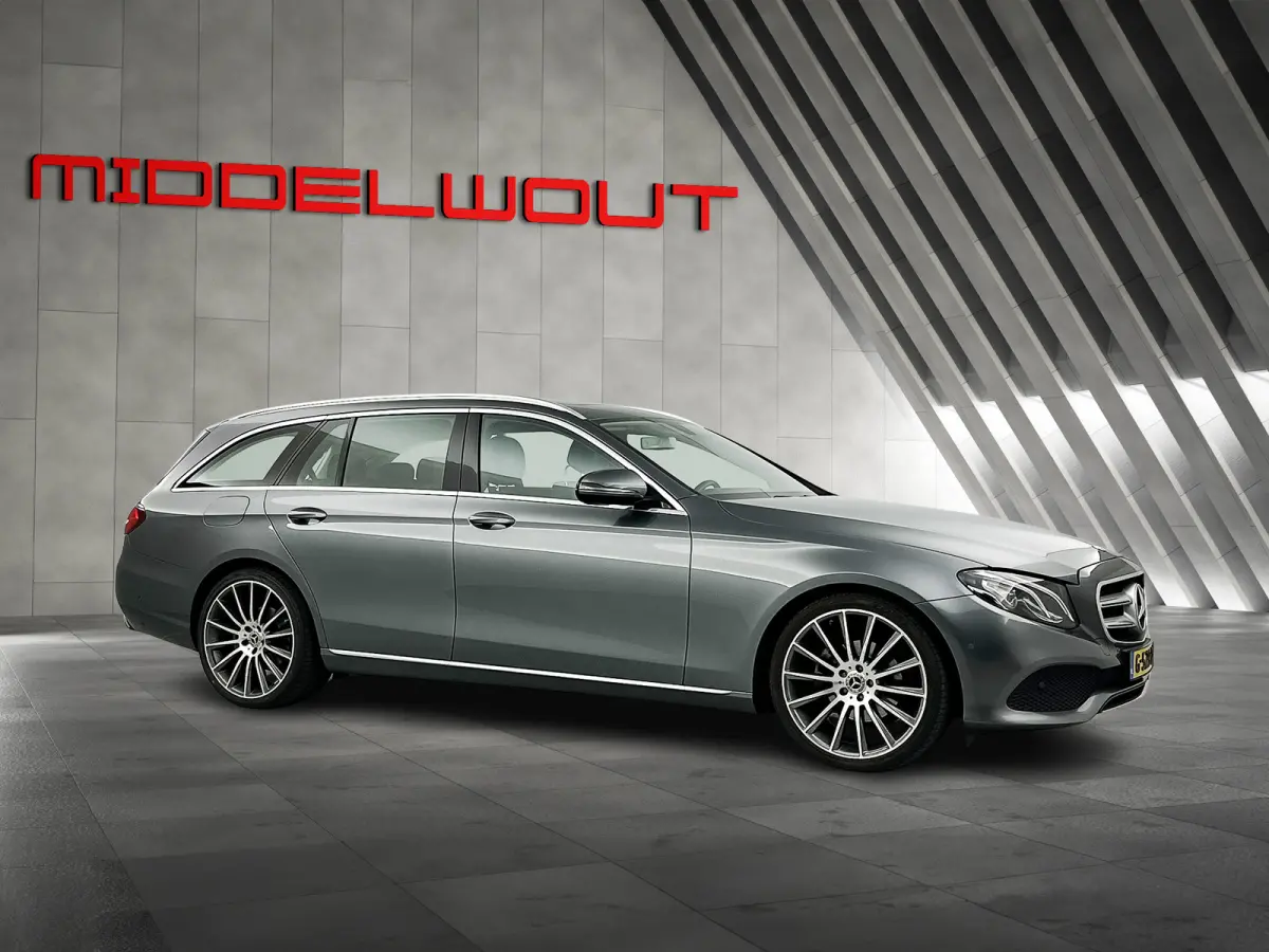 200 Premium+ Facelift Schuif/kanteldak/Trekhaak/AMG-20'LMV