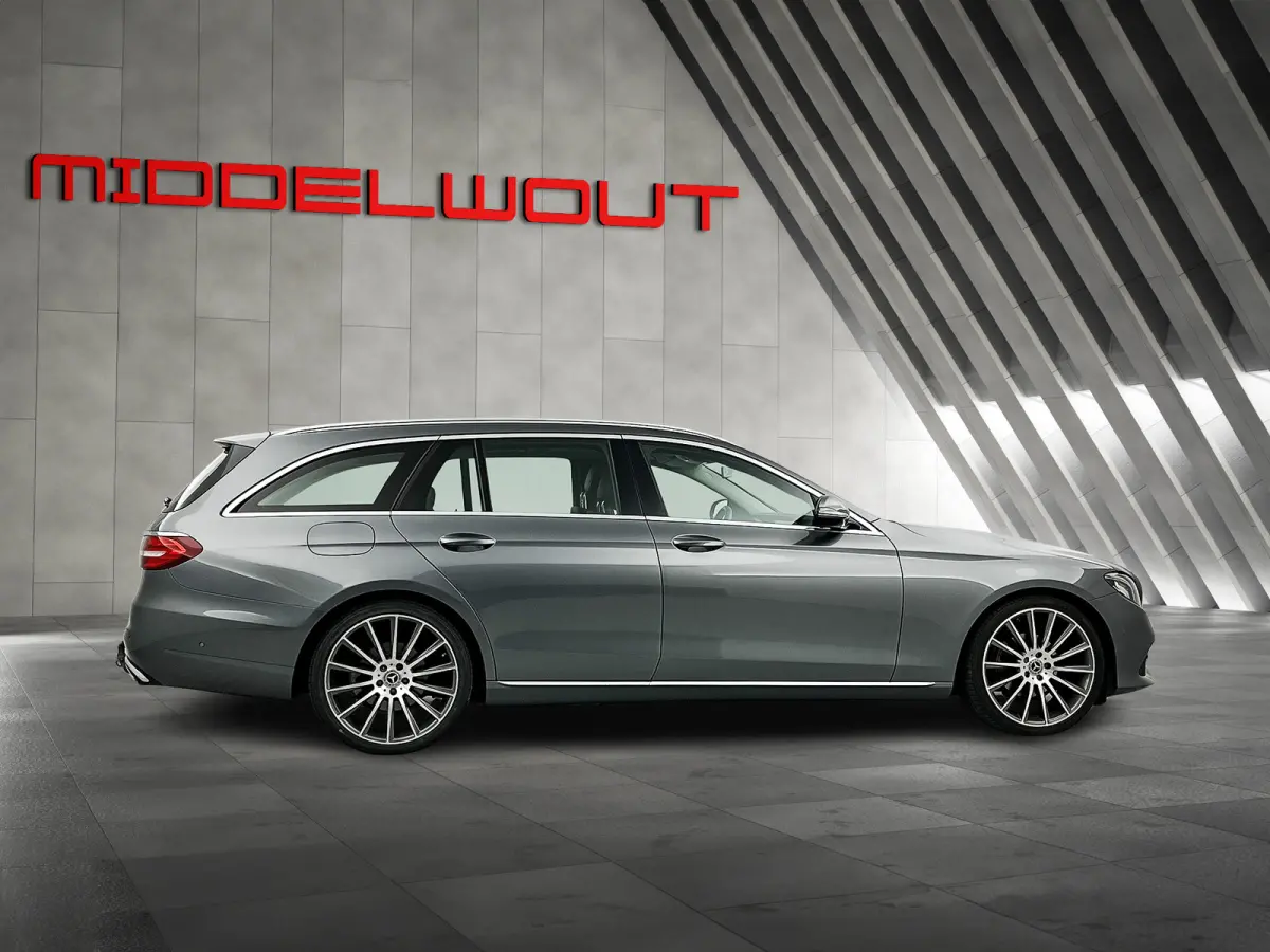 200 Premium+ Facelift Schuif/kanteldak/Trekhaak/AMG-20'LMV