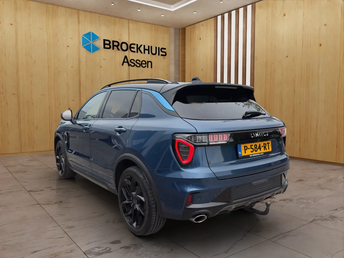 1.5 | Trekhaak | Camera | Verwarmde Voorstoelen | Panoramadak | BLIS | DAB | Keyless Start / Entry |