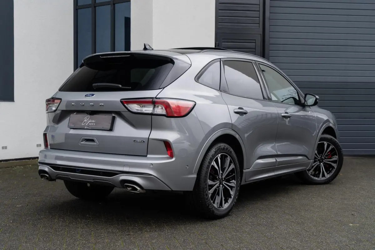 2.5 PHEV ST-Line X 225PK PANO / TECH PACK / B&O