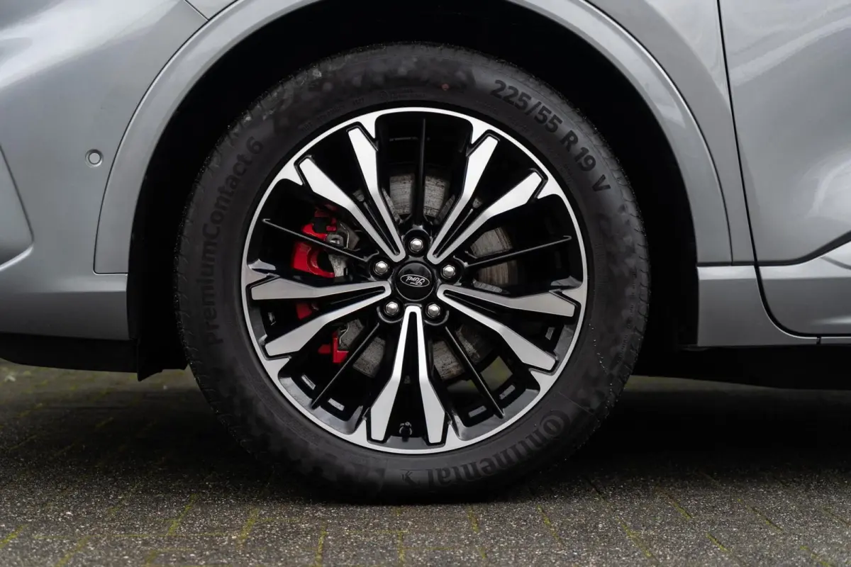 2.5 PHEV ST-Line X 225PK PANO / TECH PACK / B&O