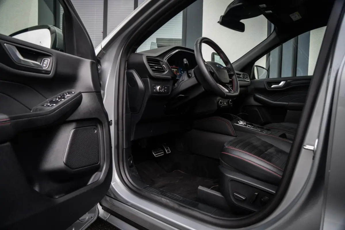 2.5 PHEV ST-Line X 225PK PANO / TECH PACK / B&O