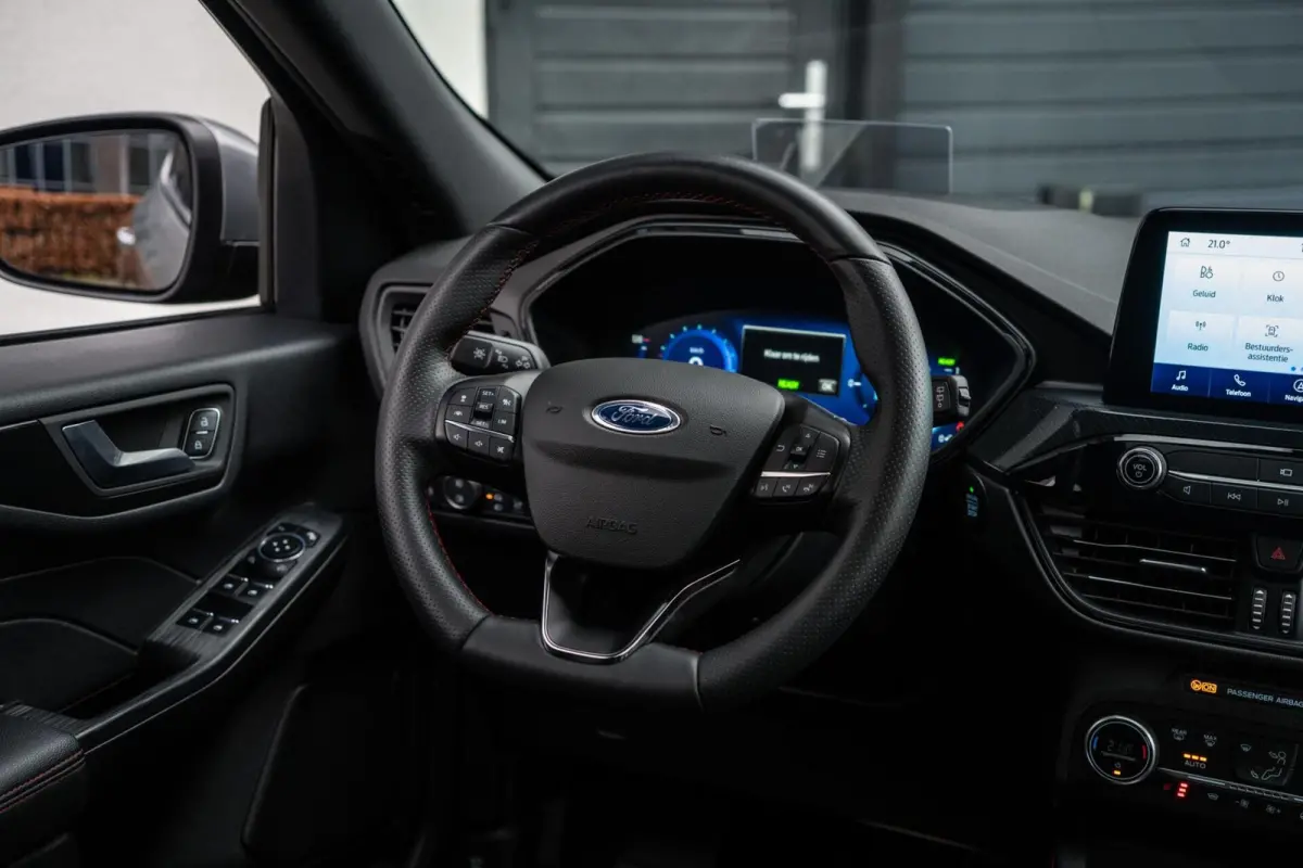 2.5 PHEV ST-Line X 225PK PANO / TECH PACK / B&O