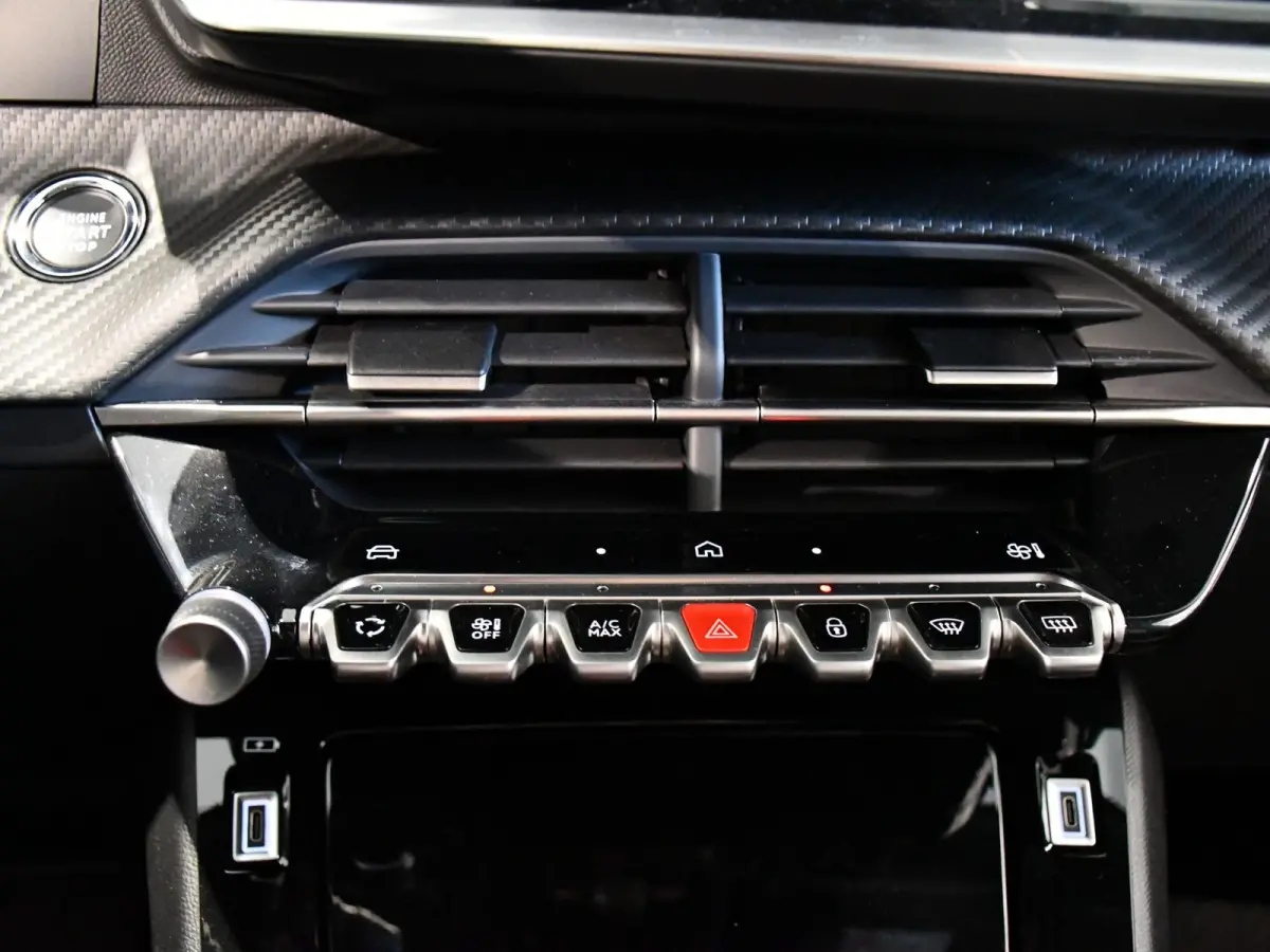 1.2 Hybrid 110 Allure | Apple Carplay/Android Auto | Direct rijden