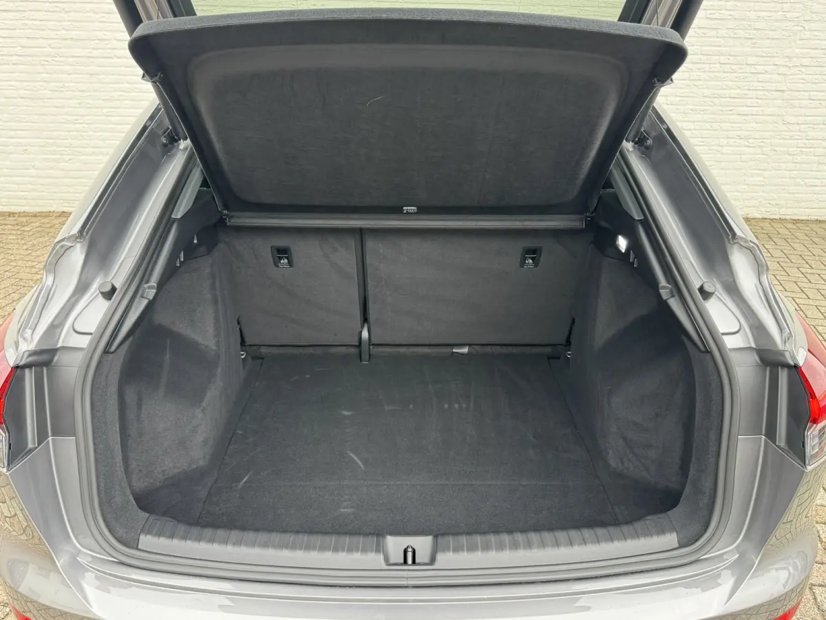 35 Advanced edition 55 kWh SOh 92% Sportstoelen 19 inch LM Keyless Led Elektrische a-klep