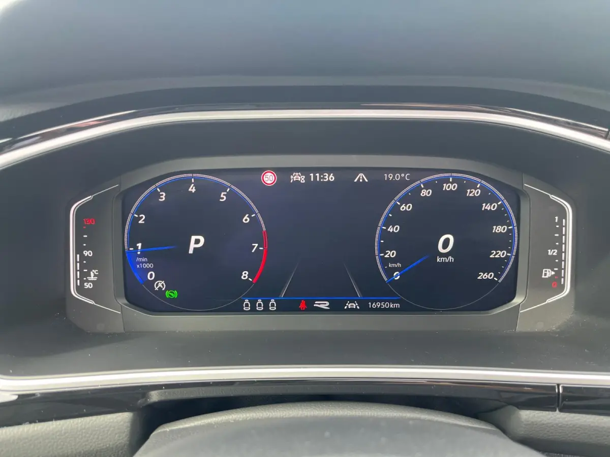 1.5 TSI R-Line Edition | Panoramadak | Parkeercamera | Adaptieve Cruise Control