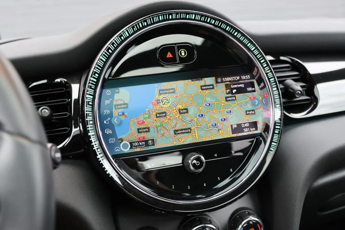 Classic 33 kWh | NAVI | Carplay | SOH 95.1% |