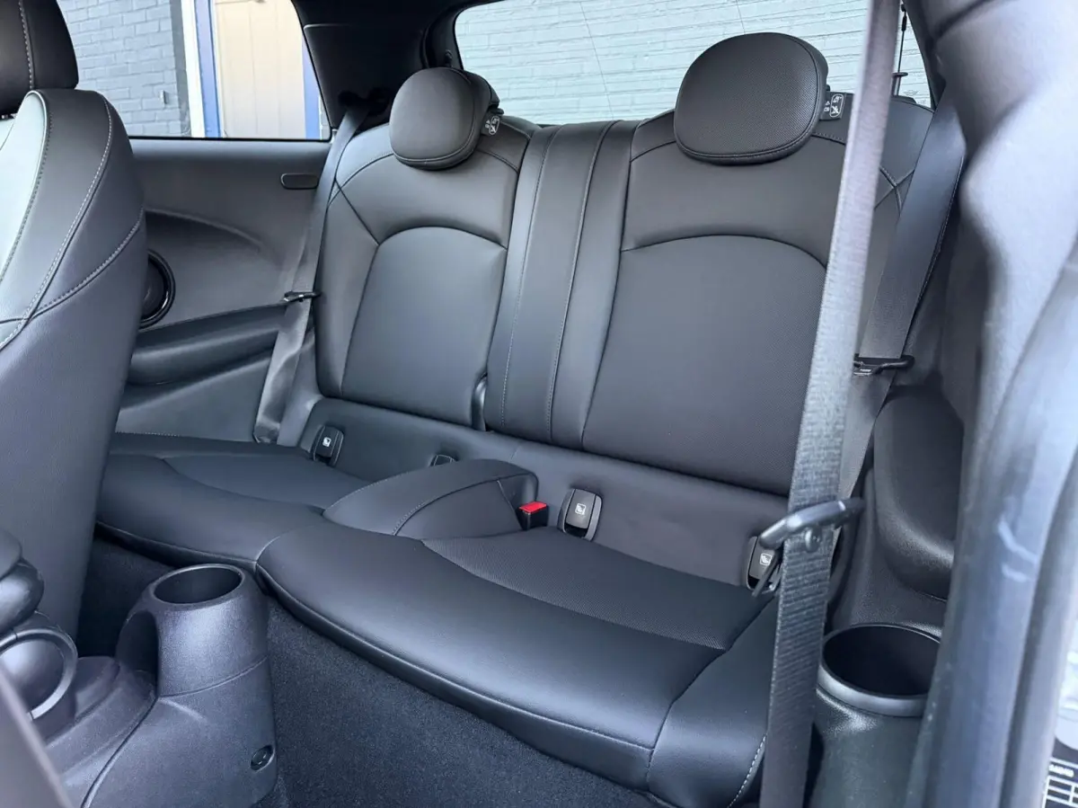 Classic 33 kWh | NAVI | Carplay | SOH 95.1% |