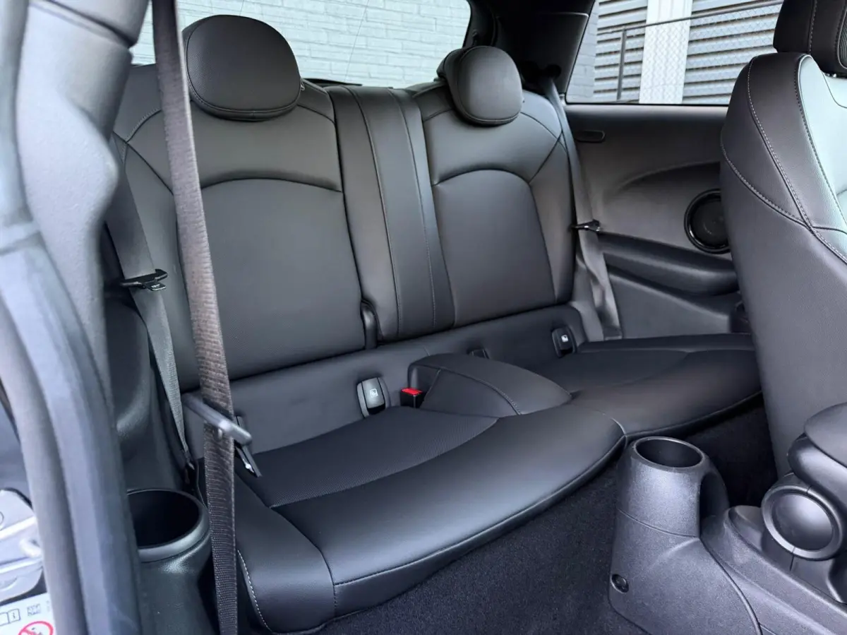 Classic 33 kWh | NAVI | Carplay | SOH 95.1% |
