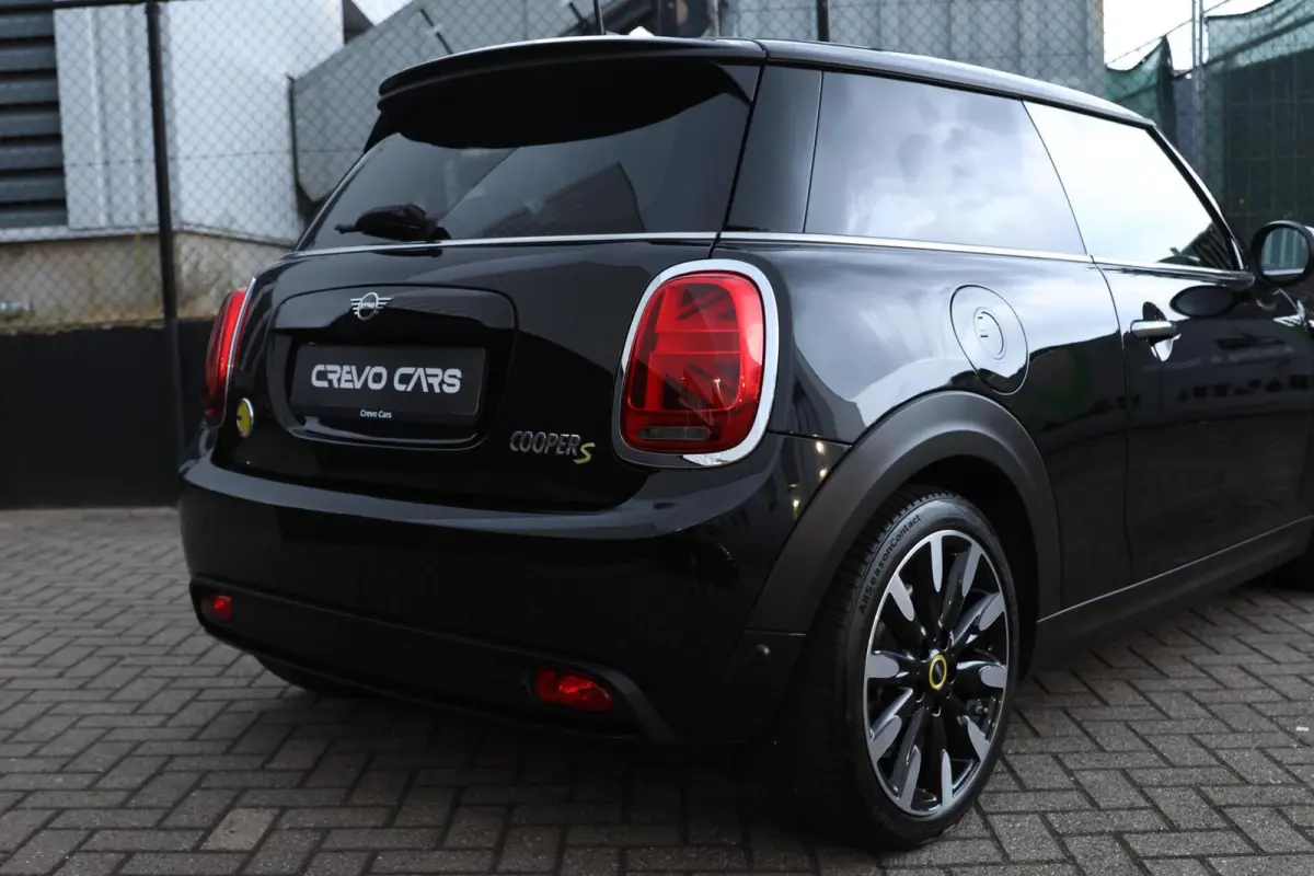 Classic 33 kWh | NAVI | Carplay | SOH 95.1% |