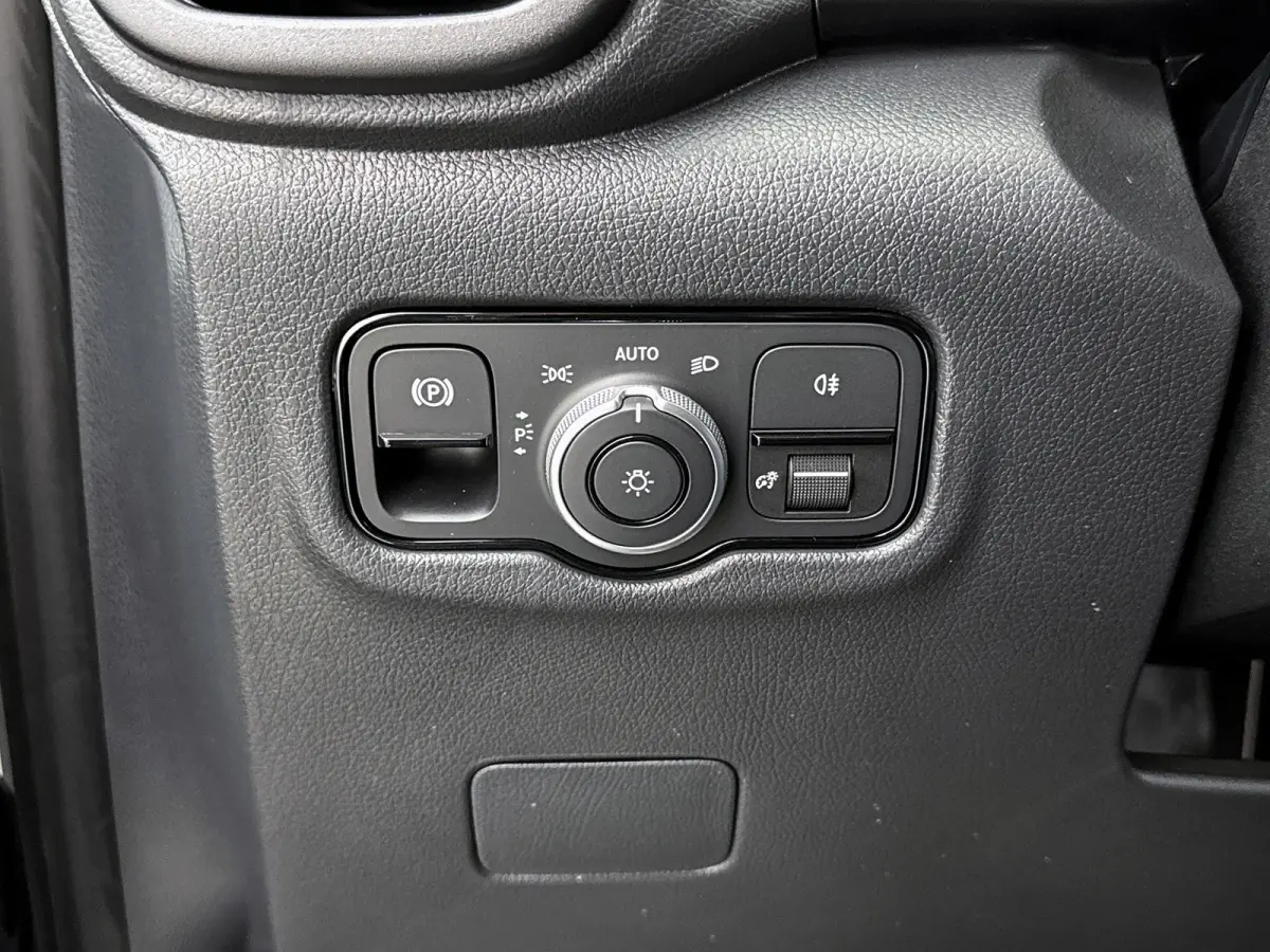 116 CDI L2 Pro Multibeam Led Trekhaak 2500kg Carplay Parkeerpakket Stoelverwarming