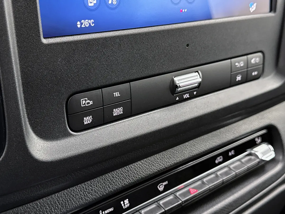 116 CDI L2 Pro Multibeam Led Trekhaak 2500kg Carplay Parkeerpakket Stoelverwarming