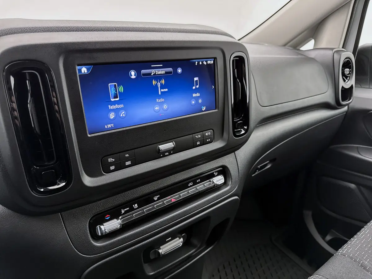 116 CDI L2 Pro Multibeam Led Trekhaak 2500kg Carplay Parkeerpakket Stoelverwarming