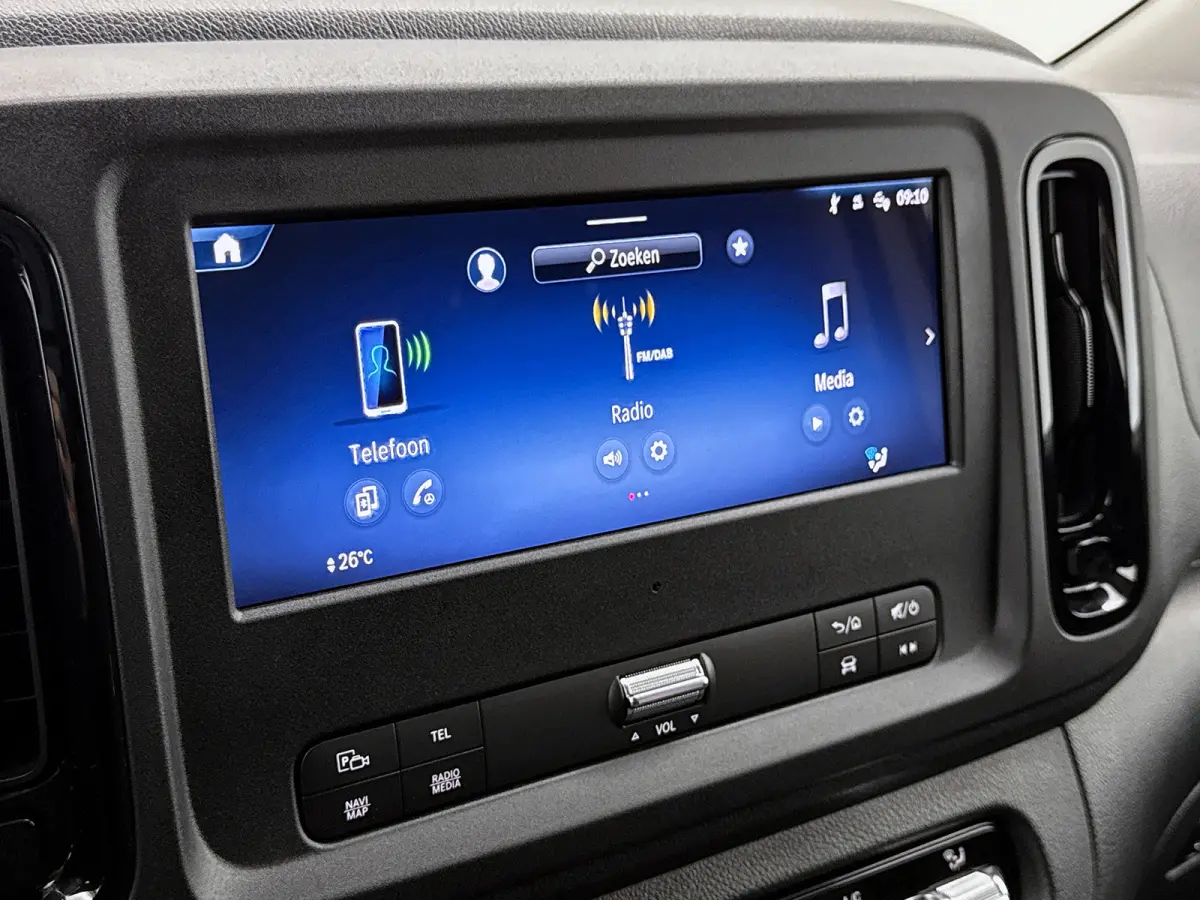 116 CDI L2 Pro Multibeam Led Trekhaak 2500kg Carplay Parkeerpakket Stoelverwarming