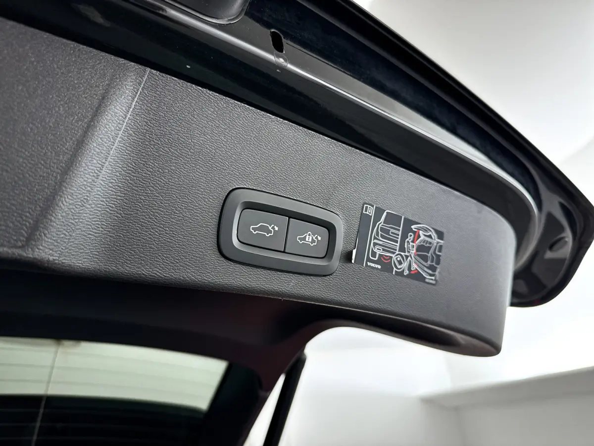 T5 R-Design | Parkeercamera | Stoel- en stuurverwarming | Leder | Led
