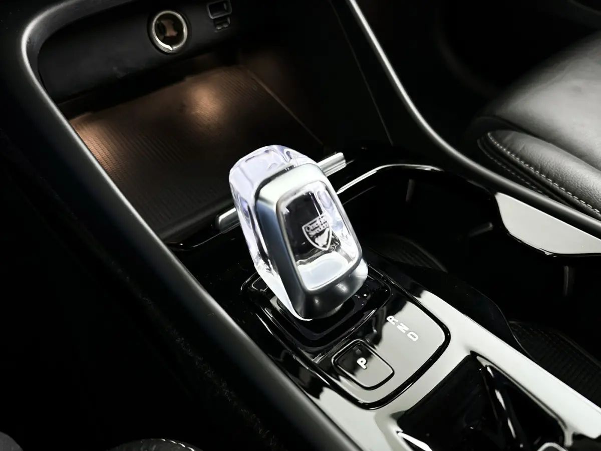 T5 R-Design | Parkeercamera | Stoel- en stuurverwarming | Leder | Led