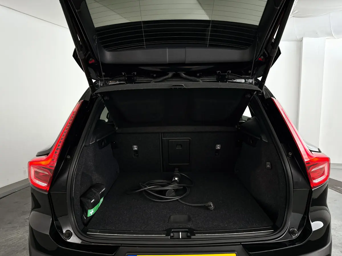T5 R-Design | Parkeercamera | Stoel- en stuurverwarming | Leder | Led