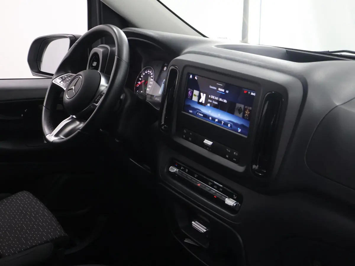 119 CDI | Aut. | L2 | Dubbele Cabine | 6-zits | Schuifdeur L+R | LM Velgen | Cruise Control | Navigatie | Parkeercamera | Stoelverwarming | Certified