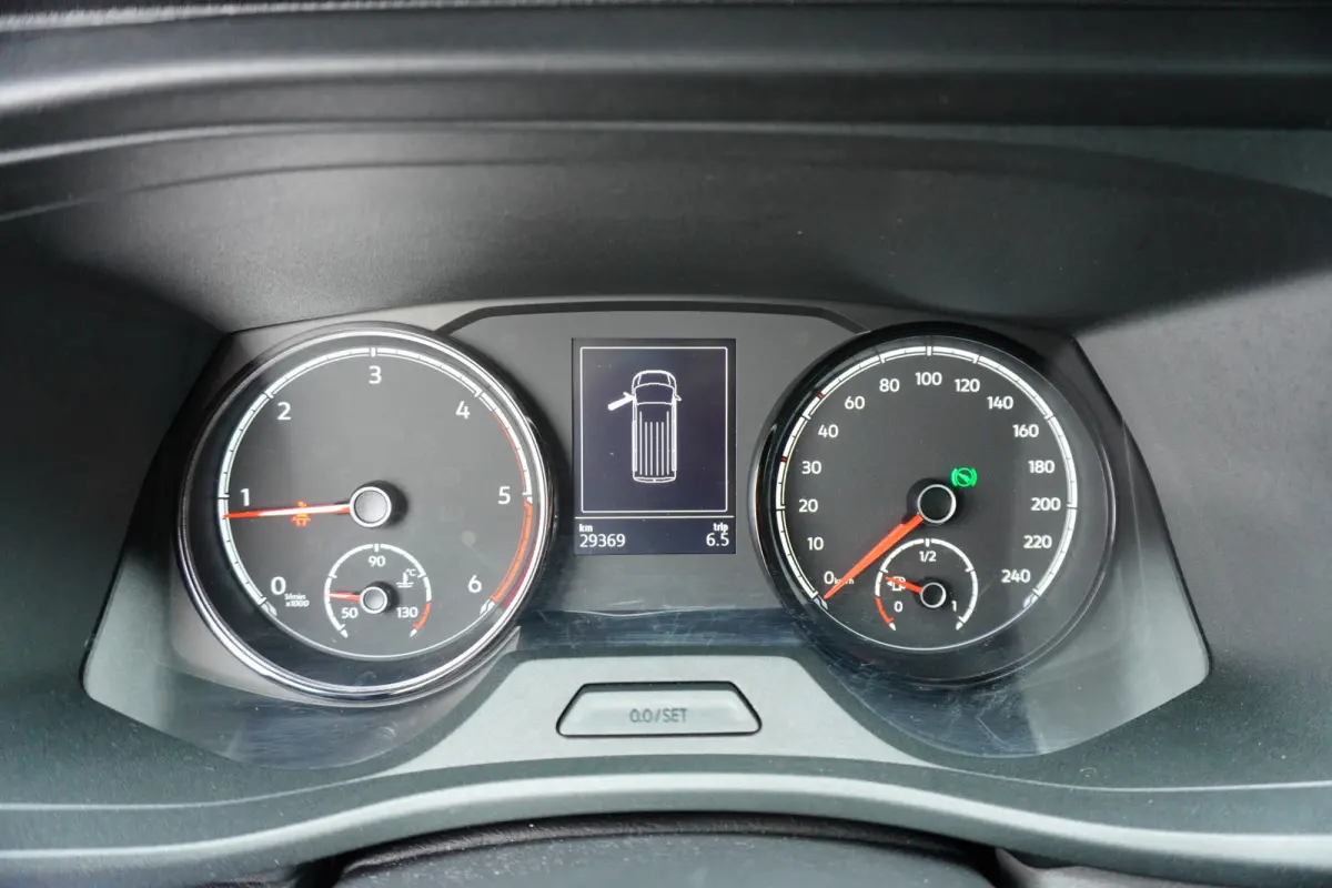 150 PK Automaat 2x schuifdeur ACC Apple Carplay Standkachel Stoelverwarming Trekhaak