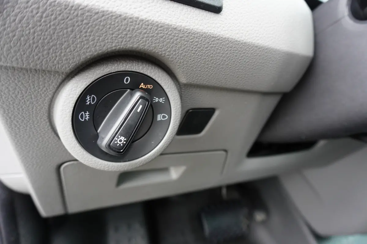 150 PK Automaat 2x schuifdeur ACC Apple Carplay Standkachel Stoelverwarming Trekhaak