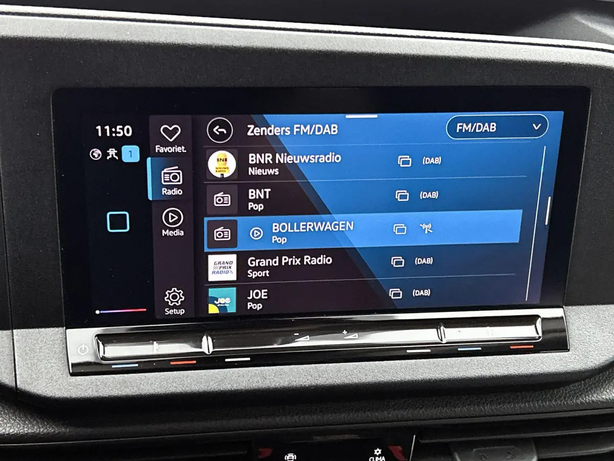 Maxi 2.0 TDI DSG 122PK | Automaat | Navigatie | Trekhaak | Adaptive Cruise Control | Multifunctioneel Stuurwiel | DAB+ | Airco | Parkeersensoren Voor + Achter |