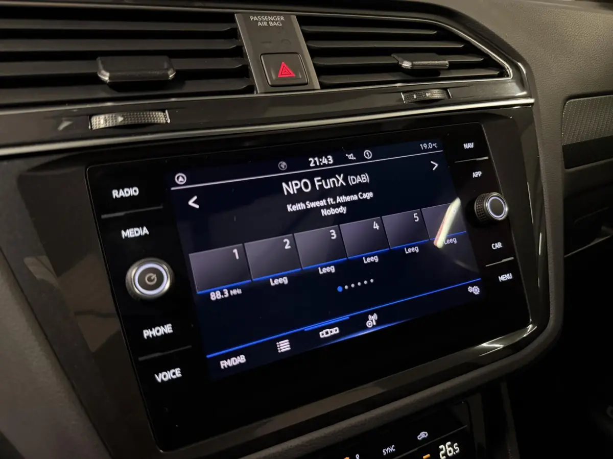 1.5 TSI R-Line Pano Virtual Harman Kardon