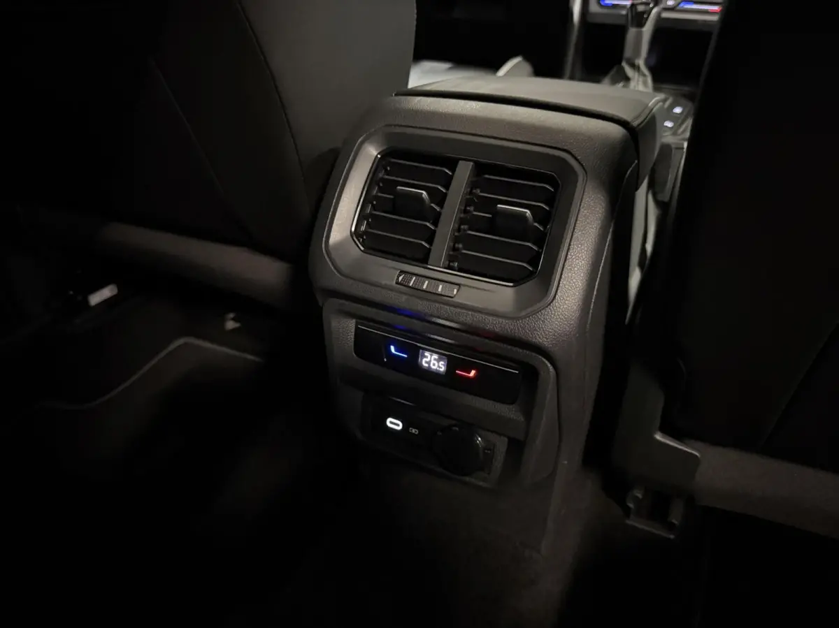 1.5 TSI R-Line Pano Virtual Harman Kardon