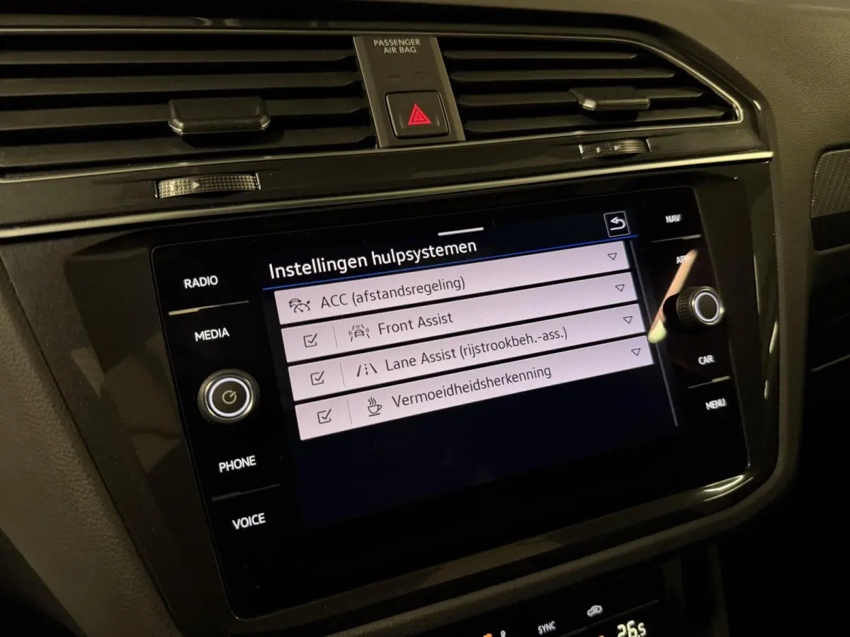 1.5 TSI R-Line Pano Virtual Harman Kardon