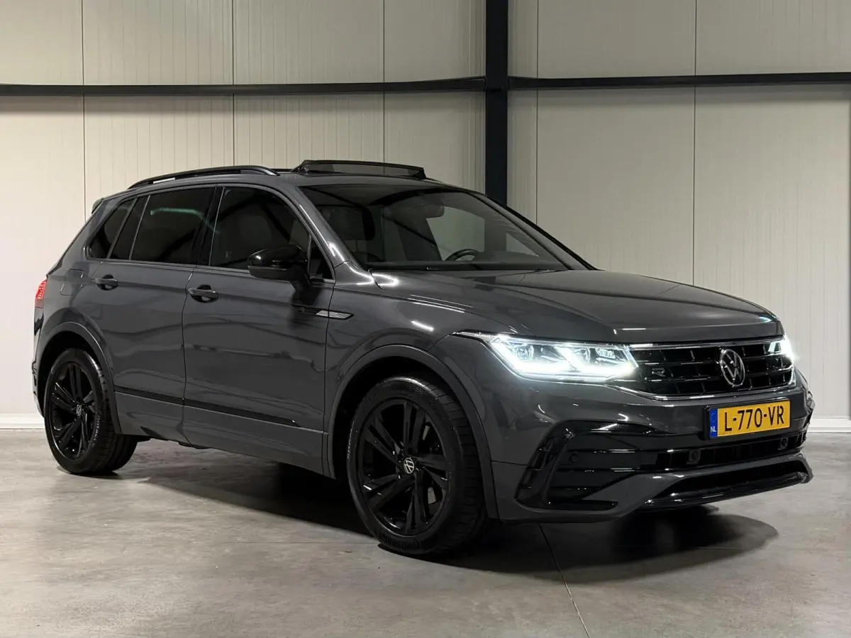 1.5 TSI R-Line Pano Virtual Harman Kardon