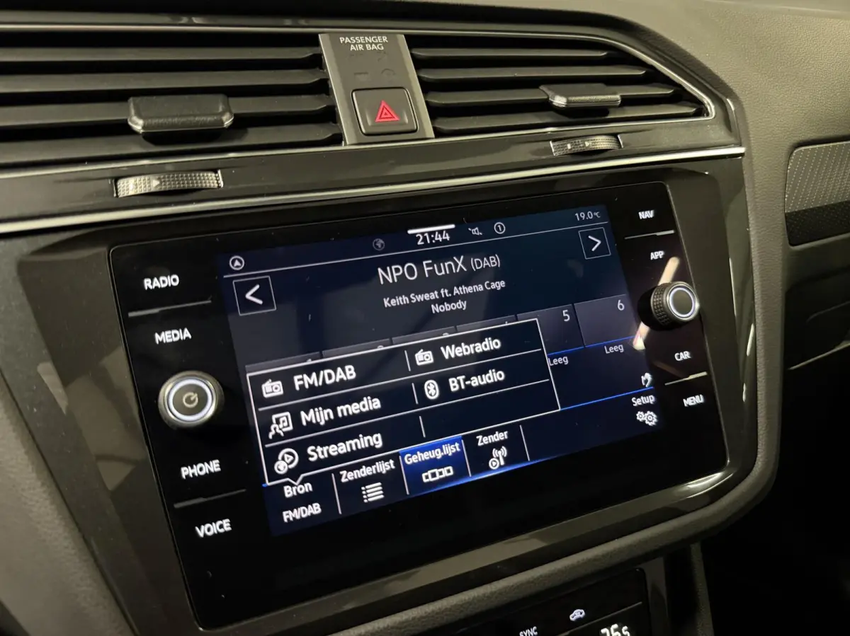 1.5 TSI R-Line Pano Virtual Harman Kardon